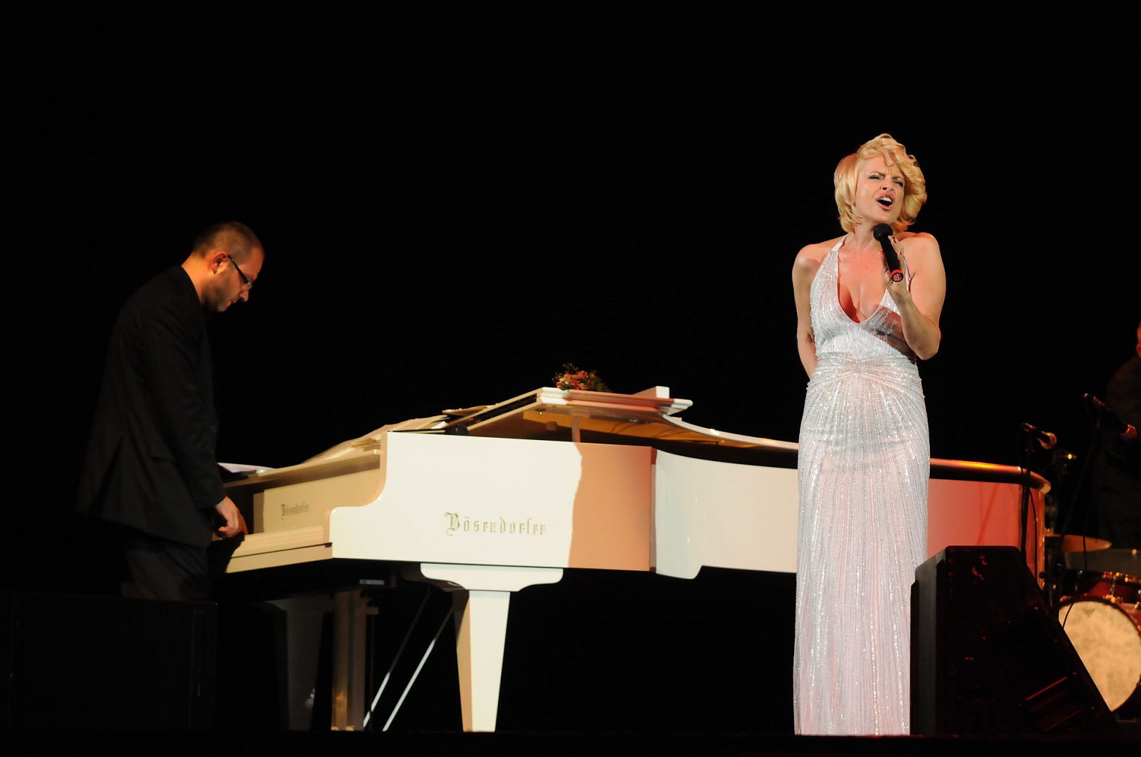 Камелия Тодорова и Ангел Заберски в концерт от фестивала ни София джаз пик
